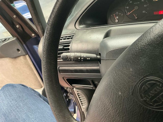 2000 lancia z 2.0 diesel personenauto - afbeelding 11 van  40