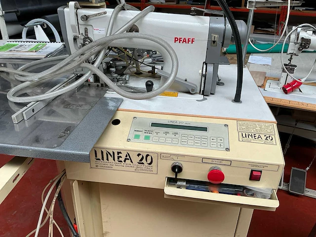 2000 linea20-pfaff matica99 volautomatische leder naaimachine - afbeelding 9 van  15