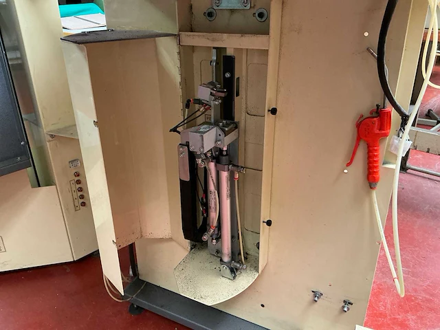 2000 linea20-pfaff matica99 volautomatische leder naaimachine - afbeelding 5 van  15