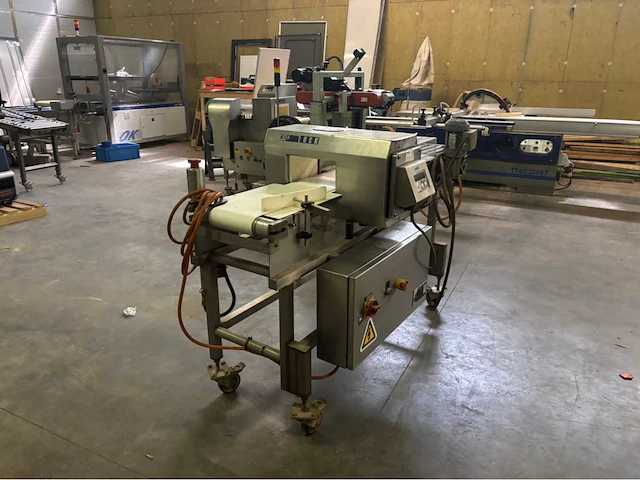 2000 lock met 30+ metaaldetector - afbeelding 13 van  18