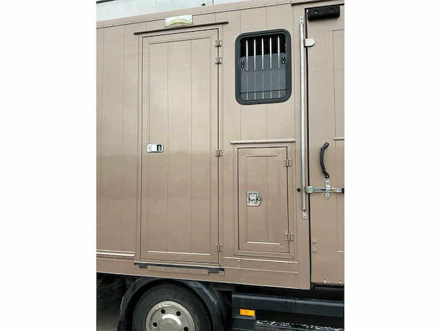 2000 mercedes-benz 815 paardenwagen - afbeelding 4 van  67