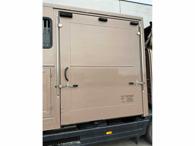 2000 mercedes-benz 815 paardenwagen - afbeelding 5 van  67
