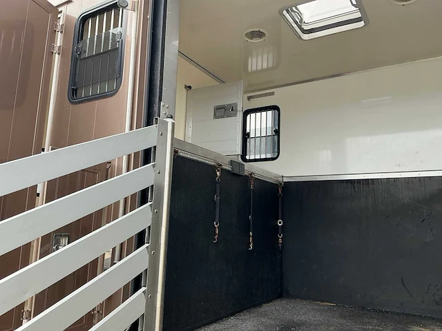 2000 mercedes-benz 815 paardenwagen - afbeelding 38 van  67