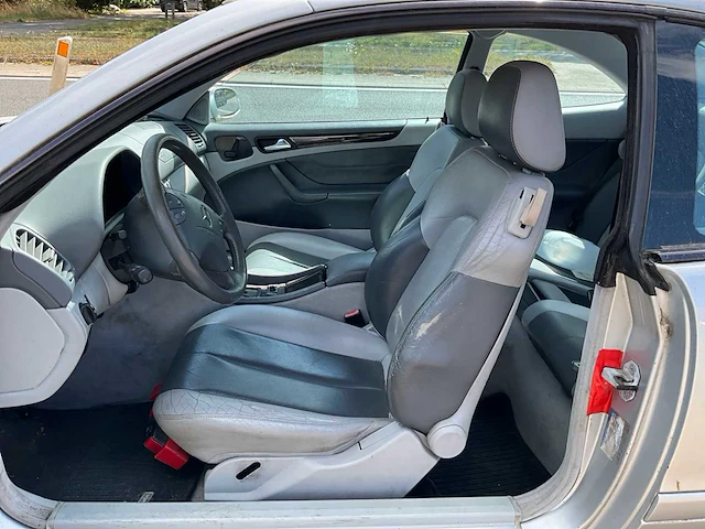 2000 mercedes-benz clj320 personenauto - afbeelding 12 van  32