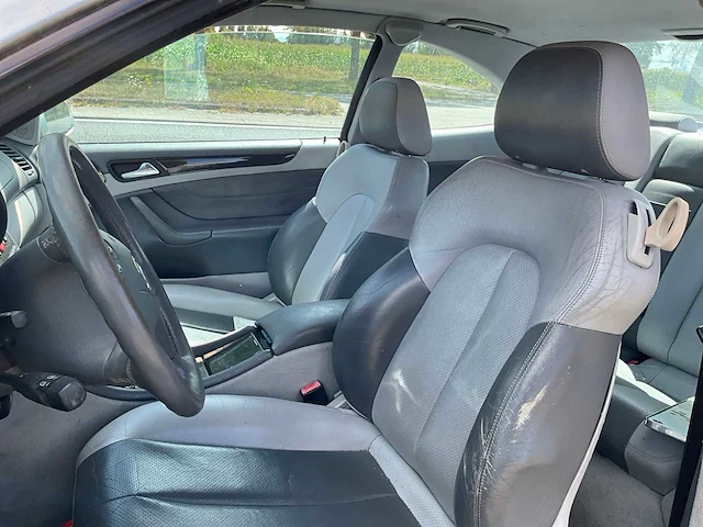 2000 mercedes-benz clj320 personenauto - afbeelding 13 van  32