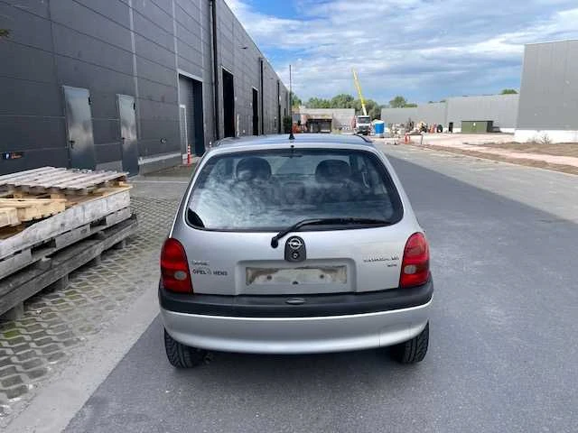 2000 opel corsa personenauto 105.300km - afbeelding 24 van  28
