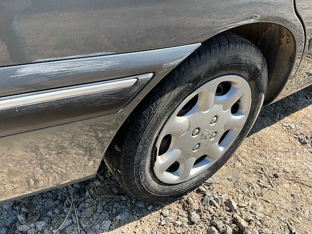 2000 peugeot 406 hdi personenauto - afbeelding 8 van  44
