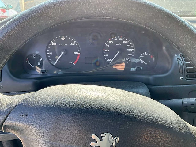 2000 peugeot 406 hdi personenauto - afbeelding 22 van  44