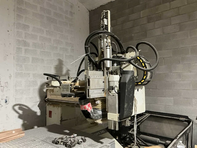 2000 scm record 240 cnc-bewerkingscentra - afbeelding 4 van  22