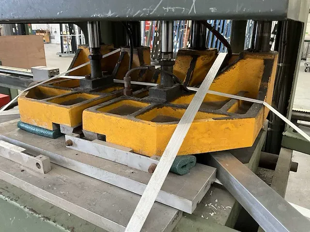 2000 soenen shcr lasmachine - afbeelding 5 van  9