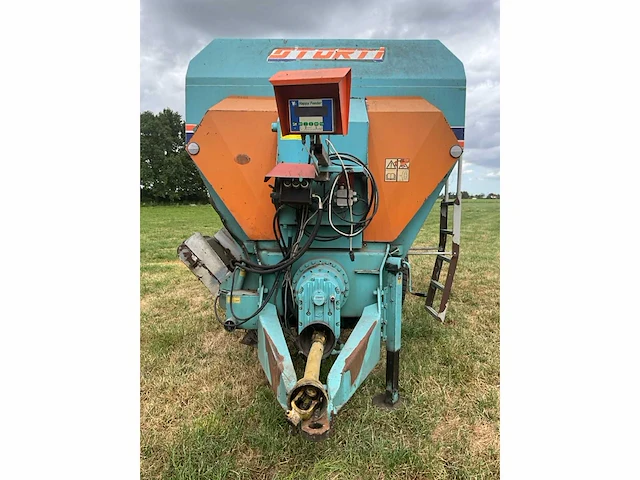 2000 storti labrador 160 getrokken horizontale voermengwagen - afbeelding 12 van  20