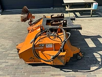 2000 sweeper 05 ib 1800 hydraulische aangedreven veegmachine - afbeelding 6 van  8