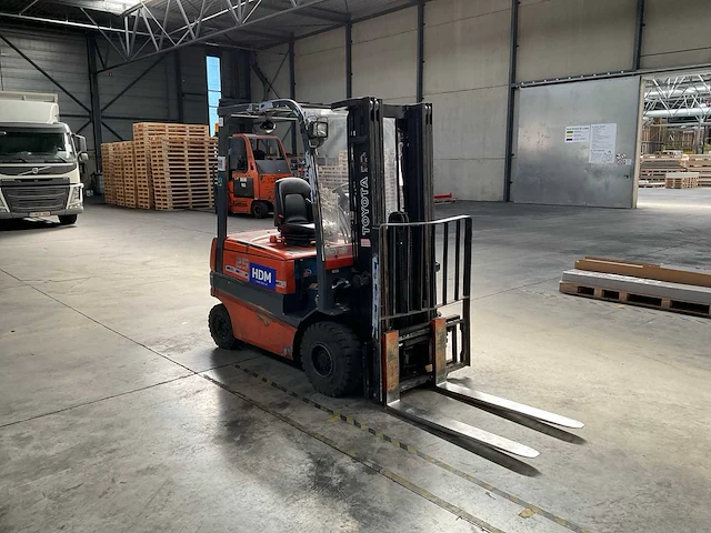 2000 toyota fbmf25 vorkheftruck - afbeelding 10 van  15