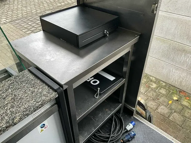2000 verdonk foodtruck aanhangwagen - afbeelding 7 van  21