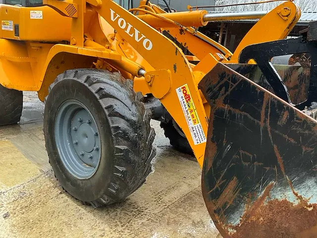 2000 volvo l30z wiellader - afbeelding 18 van  24
