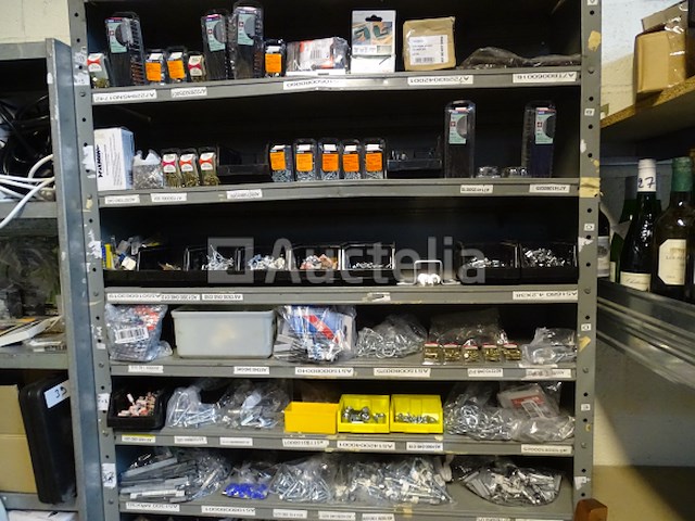 20.000 (+/-) diverse bevestigingsmiddelen - afbeelding 12 van  39