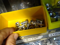 20.000 (+/-) diverse bevestigingsmiddelen - afbeelding 25 van  39