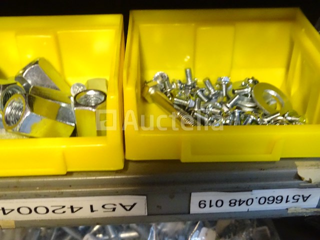 20.000 (+/-) diverse bevestigingsmiddelen - afbeelding 28 van  39