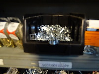 20.000 (+/-) diverse bevestigingsmiddelen - afbeelding 37 van  39