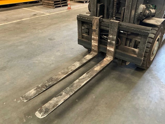 2001 daewoo d40sc-2 vorkheftruck - afbeelding 13 van  25