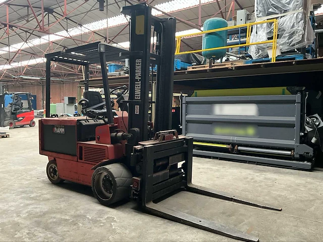 2001 elwell-parker ese 5.5 elektrische vorkheftruck - afbeelding 16 van  22