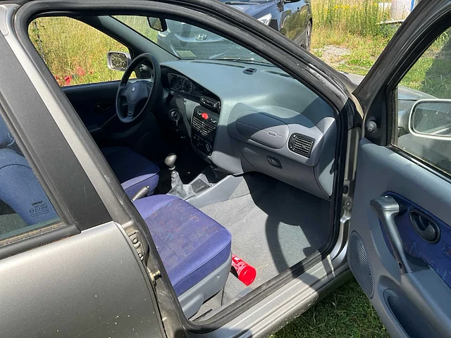 2001 fiat palio weekend - afbeelding 15 van  28