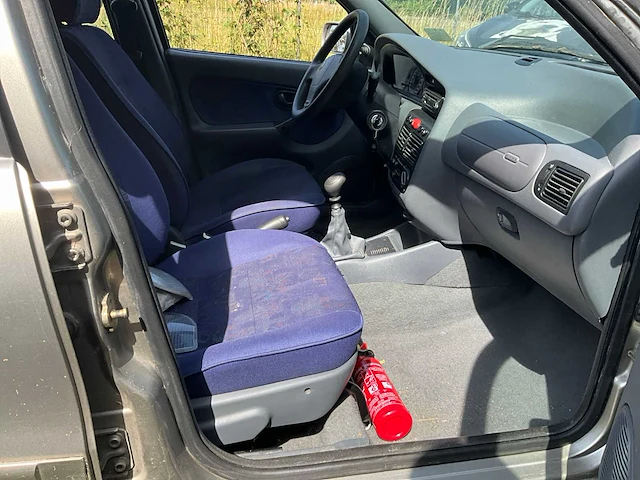 2001 fiat palio weekend - afbeelding 17 van  28