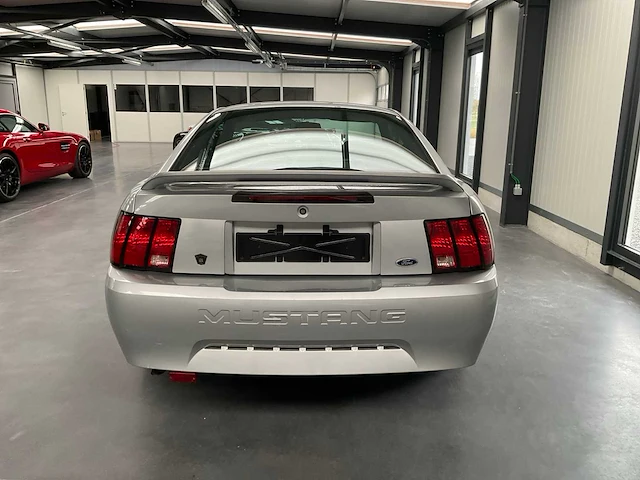 2001 ford mustang v6 3.8l - afbeelding 19 van  24