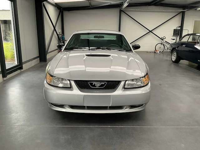 2001 ford mustang v6 3.8l - afbeelding 22 van  24