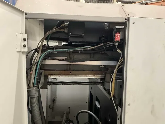 2001 hermle u-630-s cnc bewerkingscentrum - afbeelding 4 van  24
