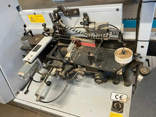2001 holzher sprint 1310-1 kantenlijmmachines - afbeelding 6 van  17