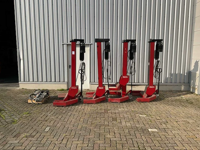 2001 lifton 428a mobiele kolomhefbrug - afbeelding 1 van  8