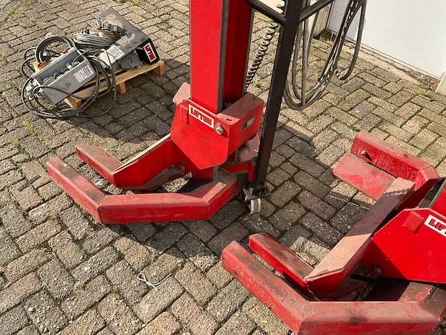 2001 lifton 428a mobiele kolomhefbrug - afbeelding 7 van  8
