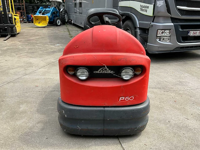 2001 linde p60z industriële trekker - afbeelding 12 van  13