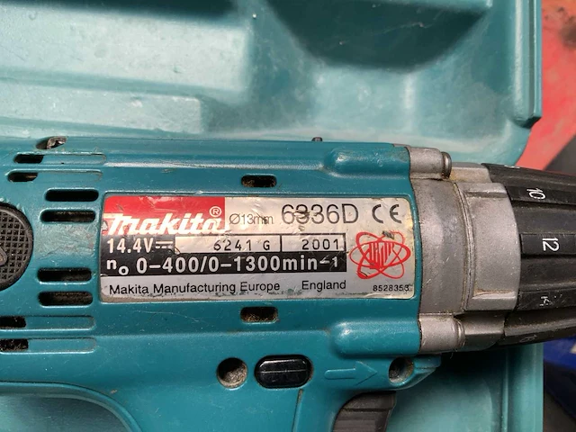 2001 makita 6936 d schroefboormachine - afbeelding 4 van  5