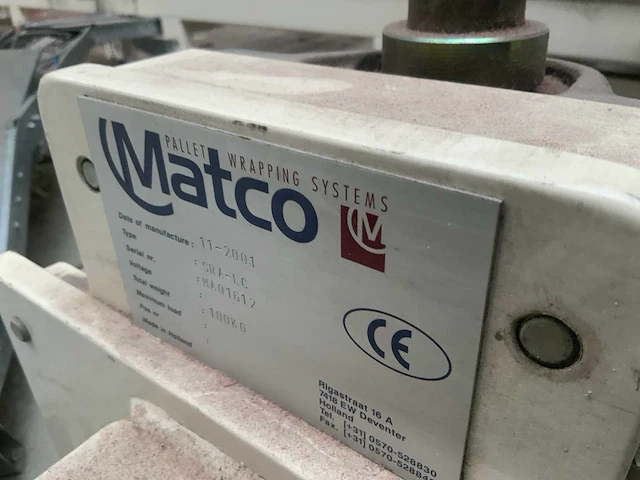 2001 matco sra-lc semi-automatische palletfoliewikkelaar met aan- en afvoerrollenbaan - afbeelding 5 van  24