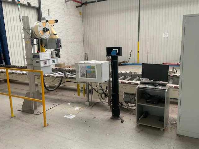 2001 matco sra-lc semi-automatische palletfoliewikkelaar met aan- en afvoerrollenbaan - afbeelding 11 van  24