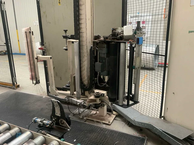 2001 matco sra-lc semi-automatische palletfoliewikkelaar met aan- en afvoerrollenbaan - afbeelding 18 van  24