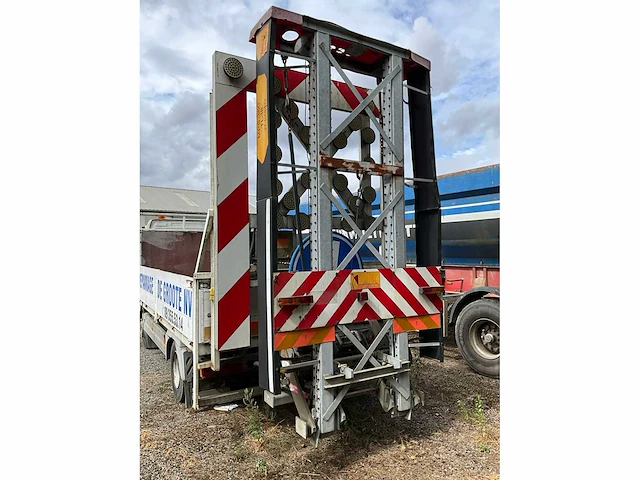 2001 mercedes-benz atego signalisatie vrachtwagen - afbeelding 2 van  27