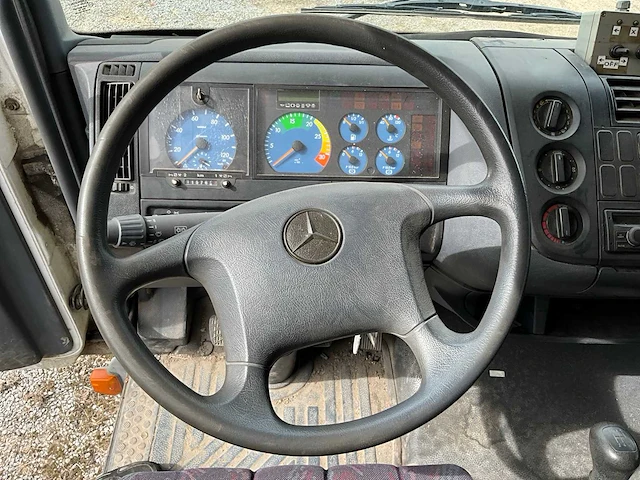 2001 mercedes-benz atego signalisatie vrachtwagen - afbeelding 8 van  27