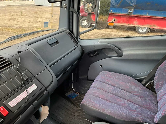 2001 mercedes-benz atego signalisatie vrachtwagen - afbeelding 13 van  27