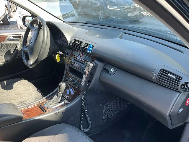 2001 mercedes-benz c200 - afbeelding 9 van  26