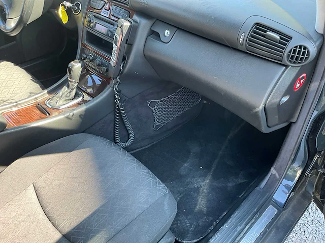 2001 mercedes-benz c200 - afbeelding 10 van  26
