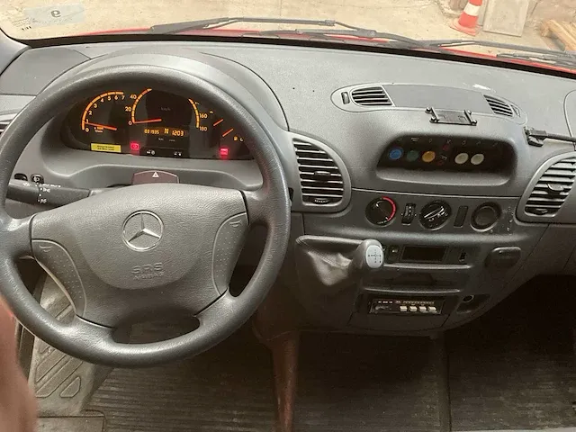 2001 mercedes-benz sprinter 313 cdi -d-1.7 brandweerwagen / snelle hulp wagen - afbeelding 25 van  25