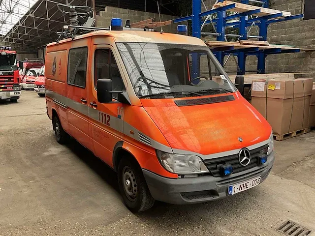 2001 mercedes-benz sprinter 313 cdi-d brandweerwagen / snelle hulp wagen - afbeelding 12 van  28