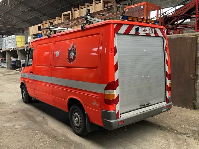 2001 mercedes-benz sprinter 313 cdi-d brandweerwagen / snelle hulp wagen - afbeelding 23 van  28