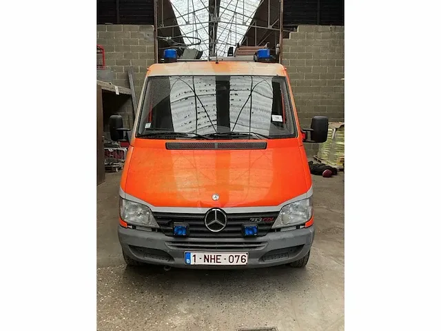 2001 mercedes-benz sprinter 313 cdi-d brandweerwagen / snelle hulp wagen - afbeelding 24 van  28