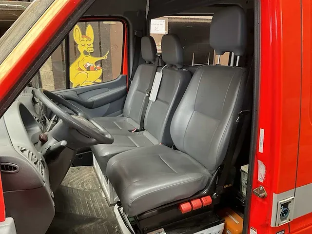2001 mercedes-benz sprinter 313 cdi-d brandweerwagen / snelle hulp wagen - afbeelding 25 van  28