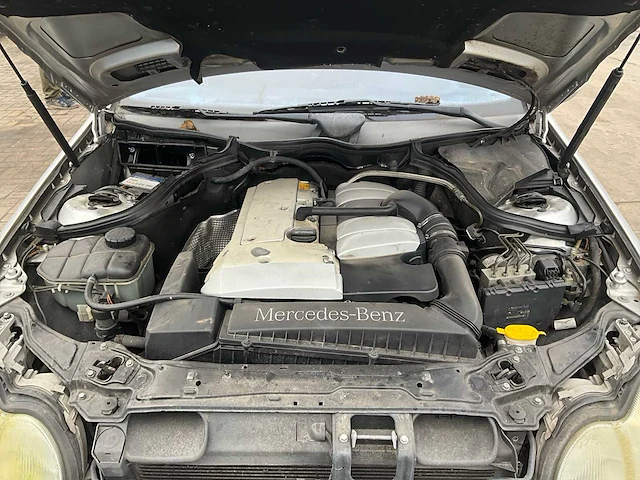 2001 mercedes c180 - afbeelding 16 van  30