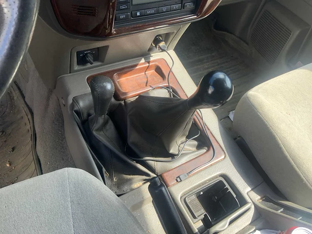 2001 nissan patrol gr bedrijfswagen - afbeelding 12 van  25